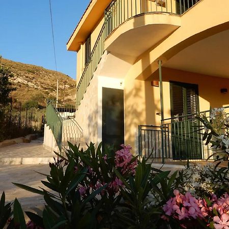 Ravishing Villa In Realmonte With Private Swimming Pool Exterior photo