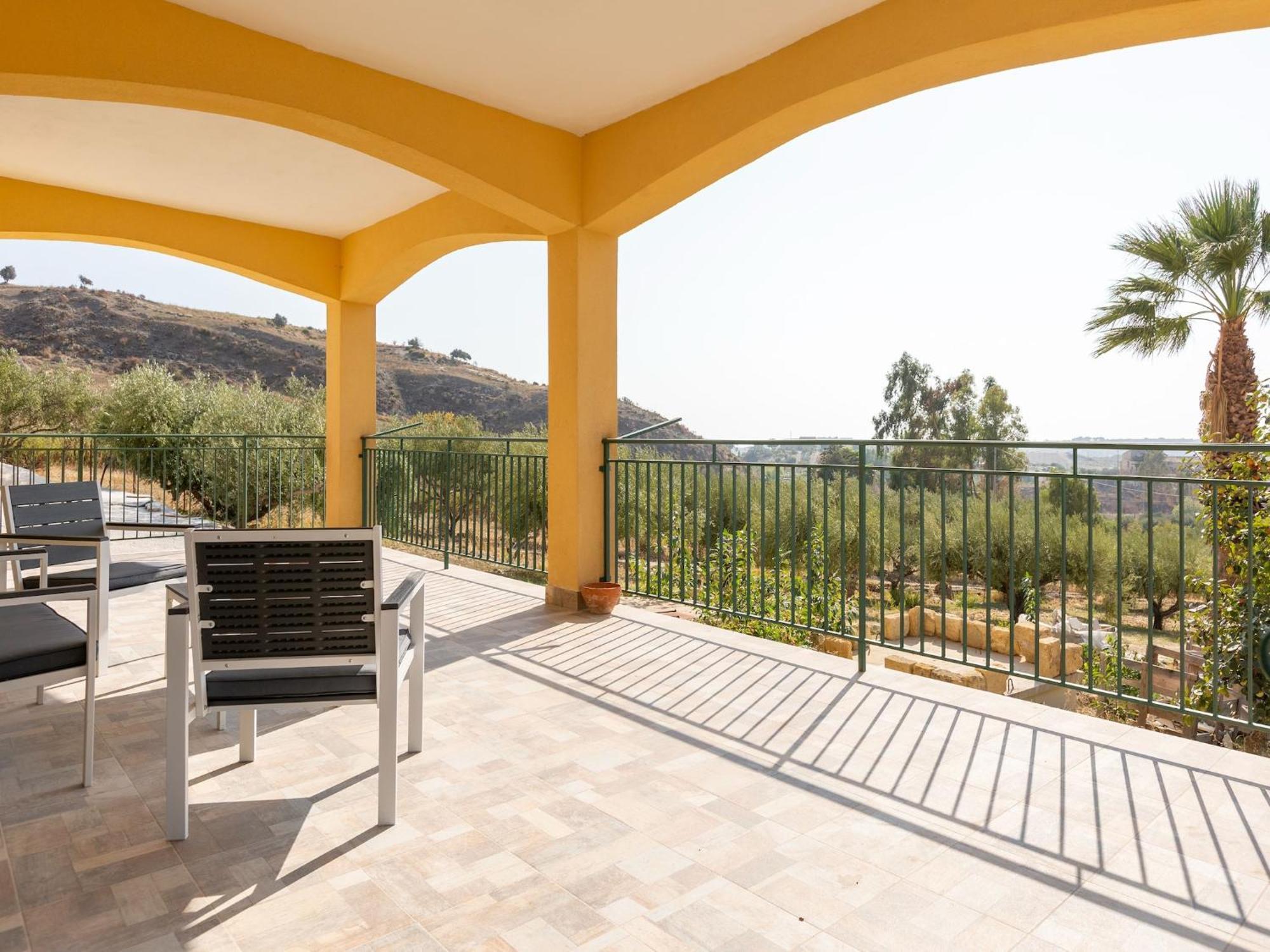 Ravishing Villa In Realmonte With Private Swimming Pool Exterior photo